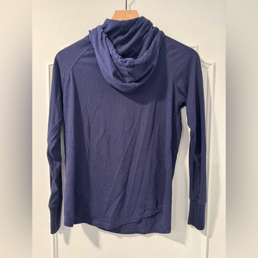 NWOT Lakegirl Lightweight Navy Blue Hoodie w/Cowl Neck Drawstring - Size L - Picture 2 of 4